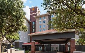 La Quinta By Wyndham San Antonio Airport